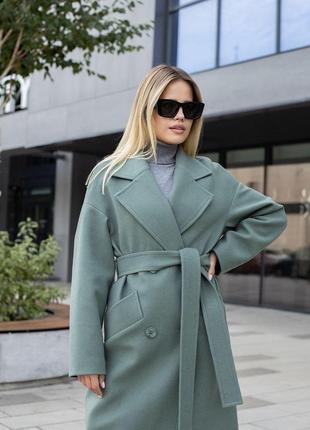 Якісне жіноче кашемірове кашемірове двобортне пальто в оливковому кольорі3 фото