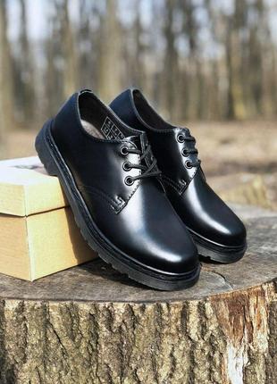 Туфли женские кожаные dr martens 1461 mono black