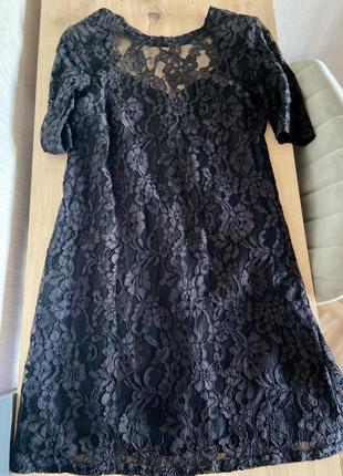 Чорна сукня з мереживом 🔥