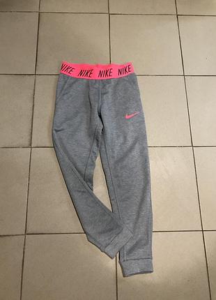 Классные спортивные штаны nike