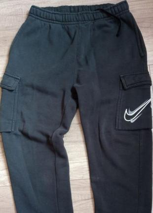 Спортивні карго штани nike з нових колекцій
