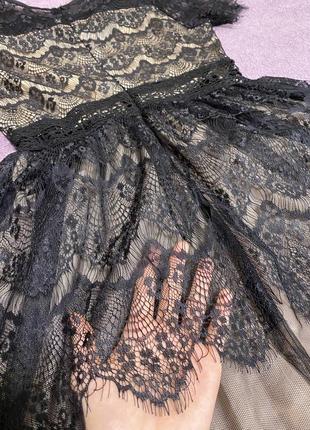 Очень нежное кружевное платье
