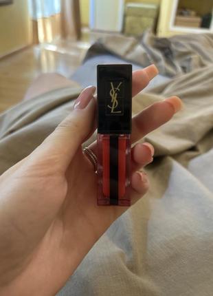 Yves saint laurent