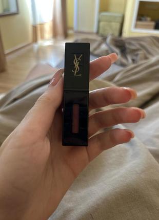 Yves saint laurent