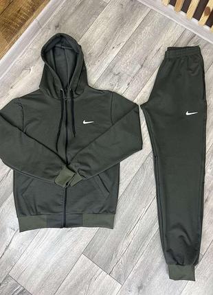Спортивний костюм nike для хлопців та дівчат