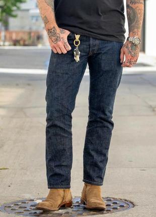 Шведского бренда, crafted качественные, прямые темно синего цвета мужские джинсы плотная ткань.1 фото