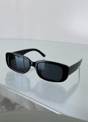 Черные солнечные очки, очки с черной оправой1 фото