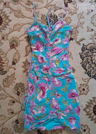 Коротка сукня