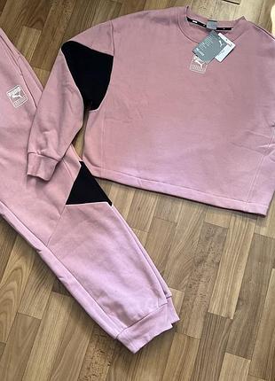 Новий жіночий спортивний костюм puma