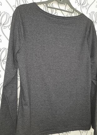 Тоненькій базовий лонгслів 9