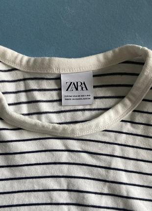 Короткий лонгслив zara в полоску