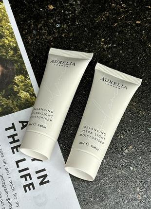 Легкий зволожуючий крем aurelia balancing ultra-light moisturiser