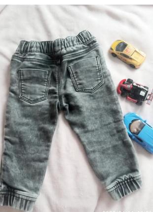 Сірі джинси джогери на хлопчика3 фото