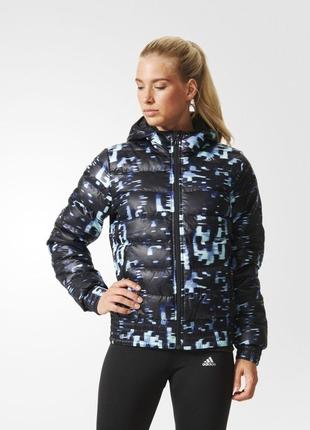 Стильна куртка пуховик adidas cosy down bmbrb