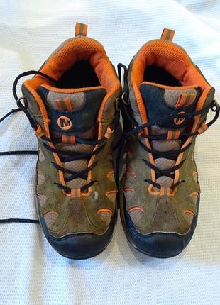 Демисезоннеы ботинки на мальчика,merrel