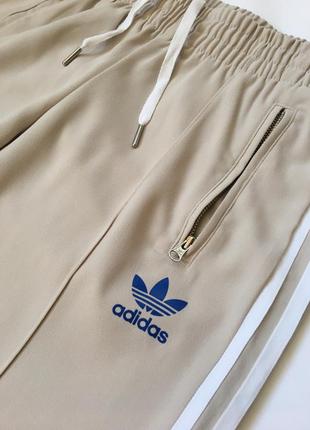 Штани кюлоти adidas з лампасами3 фото