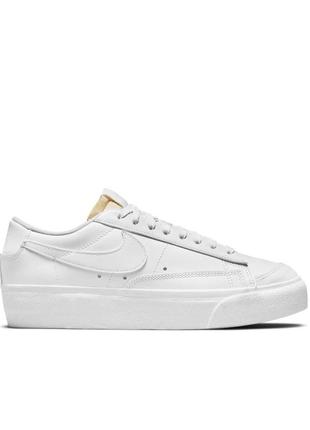 Женские кроссовки nike blazer low platform