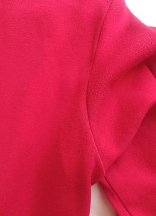 Платье миди с карманами и пышной юбкой