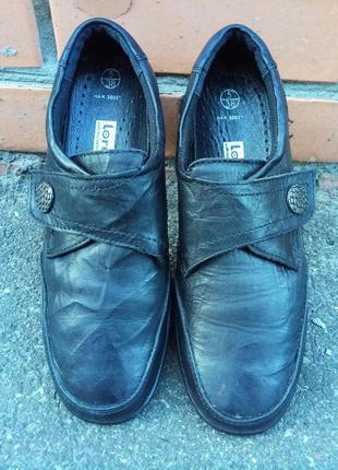 Женские кожаные туфли на липучке
loretta1 фото