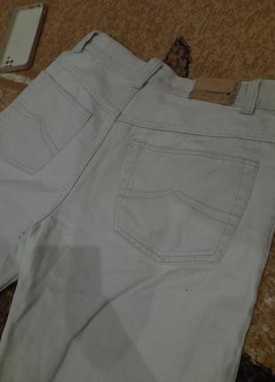 Молочні джинси мом3 фото