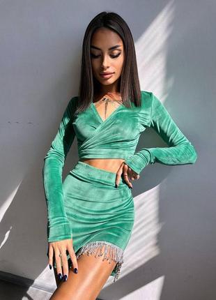 Оксамитовий комплект зі спідницею декорований бахромою зі страз, вечірній костюм зі спідницею