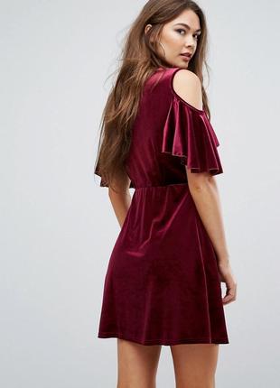 Красивое бордовое велюровое платье "boohoo". размер uk12/eur40.