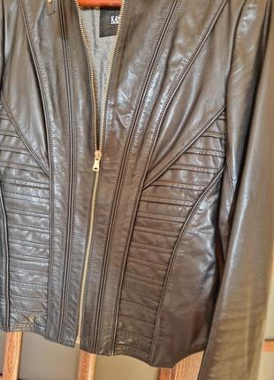 Натуральная черная кожаная куртка размер м7 фото