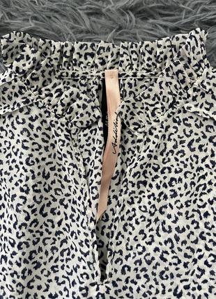 Marc cain яркая блузка в принт выполнена в японии2 фото