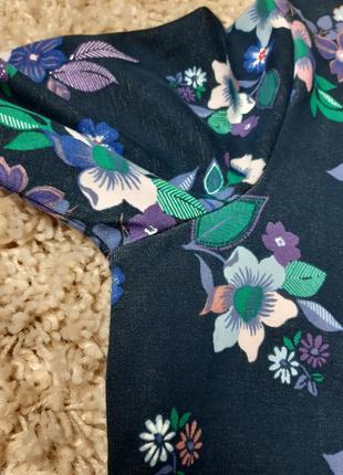 Очень оригинальный свитер/свитшот в цветочный принт, yessica, p. s-m9 фото