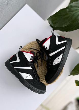 Коасні хайтопи кеди ботинки jordan 18см