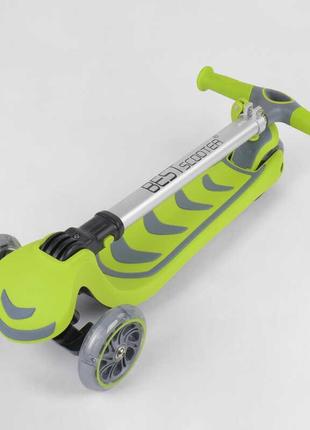 Самокат триколісний дитячий зелений для дітей від 3 років, спортивний для прогулянок, безпечний, 3 широкі колеса6 фото