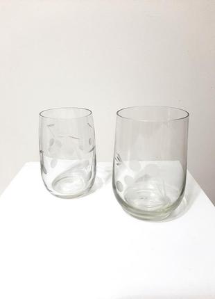Набор стаканов зауженные кверху 2шт белое стекло с рисунком вишни листья времена ссср