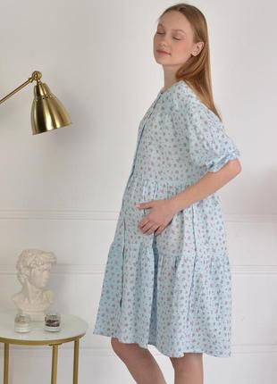 Легкое светлое платье по колено средней длины для беременных и кормящих 42-564 фото