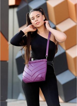 Сумка кроссбоди фиолетовая женская сумка мессенджер из кожзама яркая молодежная сумочка4 фото