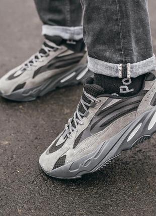 Кроссовки  adidas yeezy boost 700 v2 black4 фото