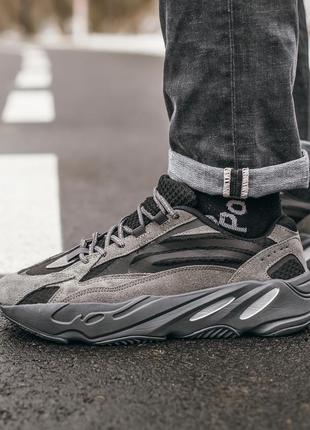Кросівки adidas yeezy boost 700 v2 black