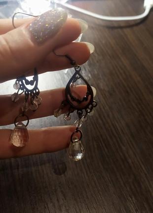 Сережки нові висячі у вигляді крапель