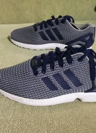 Оригинальные кроссовки adidas