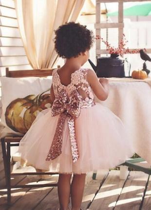 Сукня для принцеси паєтки модне розкішне мереживо