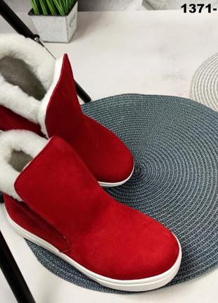 Красные зимние ботинки из натурального нубука 37 р-р3 фото