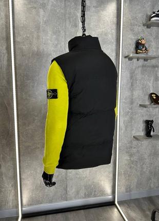 Мужская чёрная жилетка безрукавка stone island чорна чоловіча жилетка stone island4 фото