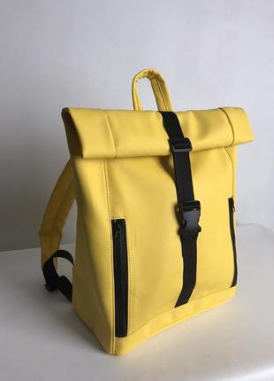 Жіночий жовтий рюкзак роллтон для подорожей1 фото