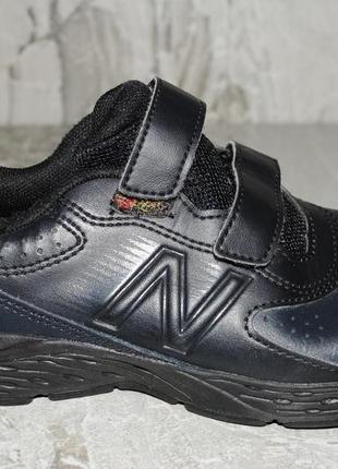 New balance кожа кроссовки 31 р