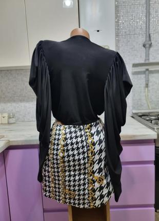 Модная брендовая черная укороченная блуза кроп топ на запах рукава водопад river island m 104 фото