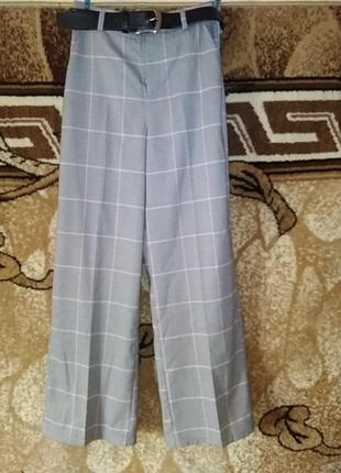 Брюки-клеш с высокой талией