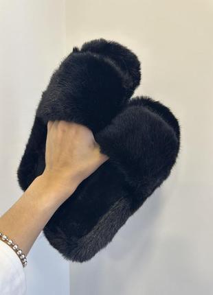 Тапочки домашние из искусственного меха 36-37 черный