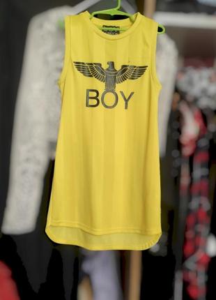Майка насыщенного желтого цвета boy london итальялия