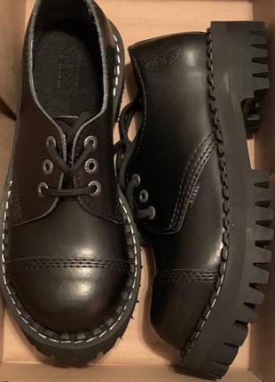 Туфлі на платформі черевики steel platform чорні шкіра сталевий носок монстр підошва платформа залізний стакан метал стіли стилы10 фото
