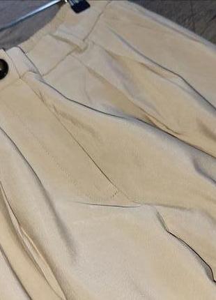 Бежеві жіночі віскозні прямі штани з защіпами і високою посадкою брюки палаццо3 фото