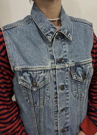 Vintage levi's жилетка винтажная джинсовая женская3 фото